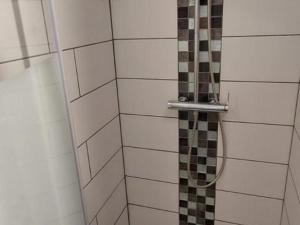 Gîte chaleureux avec jardin, BBQ, WIFI et équipements modernes en plein cœur de Verchain-Maugré - FR-1-510-210