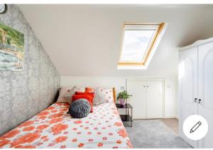 Private Double Room in London