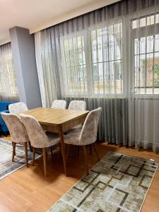 Denize 200 metre lüx daire