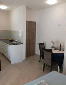 Apartments by the sea Pag - 21962