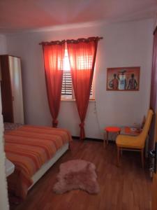 Apartments by the sea Banjol, Rab - 22777