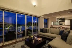 ~いつも頑張っているあなたへご褒美~ 広々と贅沢な空間を独り占め - 宜野湾市