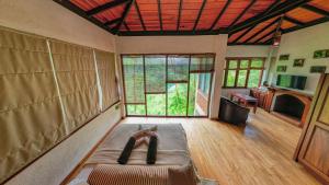 Tea Cottage Resort & Spa