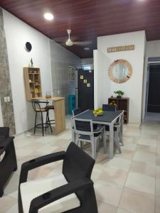 Casa en Alquiler Tipo Campestre en Conjunto Residencial - FLANDES TOLIMA