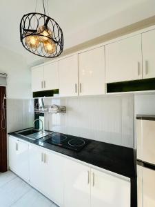Căn Hộ (Apartment)