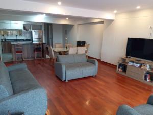 DEPARTAMENTO AMOBLADO EN LA URBANIZACION MAGISTERIO