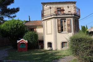 Maisons de vacances Maison de charme avec vue sur la cite medievale. : photos des chambres