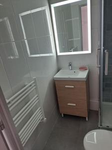 Primavera 115, T2 avec piscine, parking à 300m plage