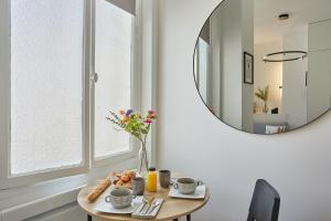 Studio Arc de Triomphe by Studio prestige