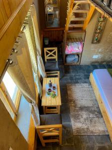 Sainj Riverside Cottages