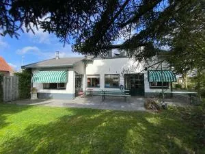 House on estate near Amsterdam and Keukenhof - 新芬讷普