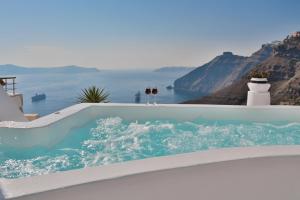 Trieris Villa & Suites Santorini Greece