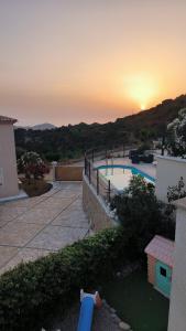 Maisons de vacances Gites Sassone, piscine, jacuzzi et vue mer panoramique sur Ajaccio : photos des chambres