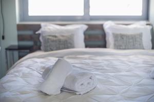 Acropolis View Mini Sky Suite & Hot Tub