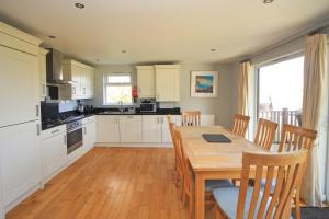 Holiday lodge, on-site watersports, Retallack Resort