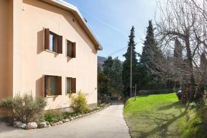 Casa La Palma-Comodo appartamento vicino al lago