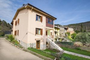 Casa La Palma-Comodo appartamento vicino al lago