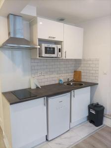 Appartements L-imperial 3 - Direct Gare RER : photos des chambres