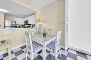 Majestic Beach Towers 1-1615