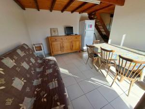 Spacieuse maison 4 pièces, 8 couchages, terrasse, parking privé, proche Marseillan plages - FR-1-326-420