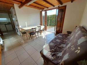 Spacieuse maison 4 pièces, 8 couchages, terrasse, parking privé, proche Marseillan plages - FR-1-326-420