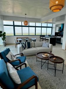 Juan Dolio, Beach Access 2 BR Apt Salitre Tower front of Club Hemingway