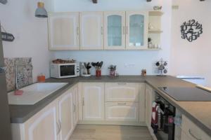 Villas Maison typique de pecheur, renovee avec wifi a PERROS-GUIREC - Ref 867 : photos des chambres