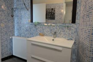 Appartements Bel appartement avec loggia et balcon VUE SUR MER a PERROS-GUIREC - Ref 874 : photos des chambres