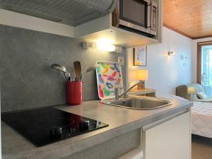 Appartement VUE MER EXCEPTIONNELLE avec terrasse à PERROS-GUIREC - Réf 905