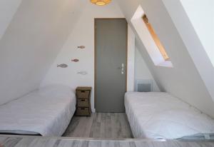 Maison rénovée avec Wifi, jardin, à 450m du centre de PERROS-GUIREC - Réf 924