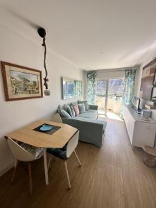 Costa-Bella Apartment