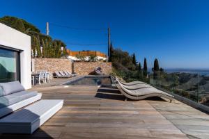 Villa 5 Etoiles vue sur les Iles dOr Carqueiranne Sea and Mountain Pleasure Villa Vue Mer La Californie