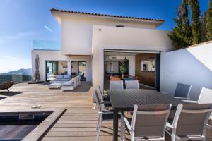 Villa 5 Etoiles vue sur les Iles dOr Carqueiranne Sea and Mountain Pleasure Villa Vue Mer La Californie