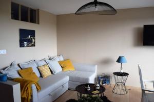 Appartement entièrement rénové avec SUPERBE VUE sur la Baie Sainte-Anne à TREGASTEL - Ref 96