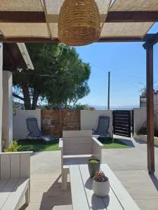 Abelaki Holiday Home - Paramonas