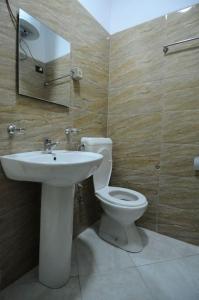 Near Center Apartments 1