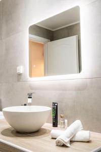 Modern Apartmen, Piraeus near Microlimano, Kastela