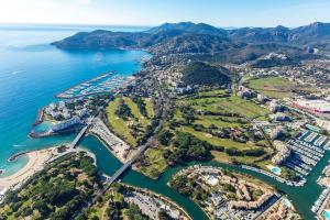 Villa Californienne tout confort avec piscine
