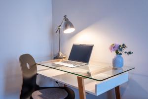 Privatzimmer "Haus Schweiz" - WIFI, Smart-TV, Zentral!