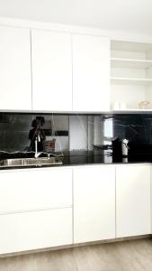 Los Olivos super luminoso