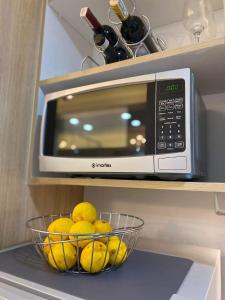 1BR w Balcony near Megamall: The Admiral‘s Lounge