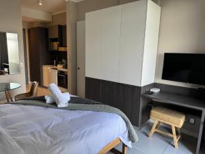 Menlyn Maine Triology - 10 On Capital