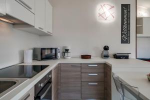 Casa Lugana 15 - Monolocale con piscina fronte lago