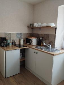 Les meubles de Louis-Marie, 2 appartements, 8 a 9 personnes, proche du Puy du Fou : photos des chambres