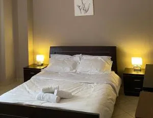 Cloud8 Apt with Castle View, 7km from the Beach - 莱什