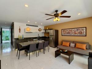 Calle 38 by Booking Guys