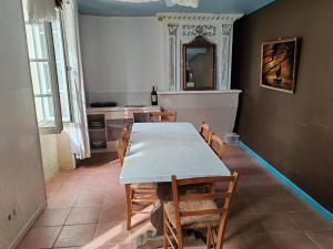 Maisons de vacances ex domaine Chandelier maison : photos des chambres