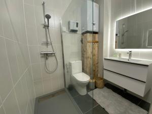 Vue Meuse, en face de la citadelle