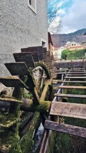 Mary's Old Mill - Podgrad