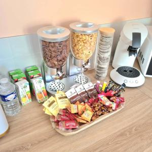 Chez Alba - terrasse, local à vélos et parking au centre historique